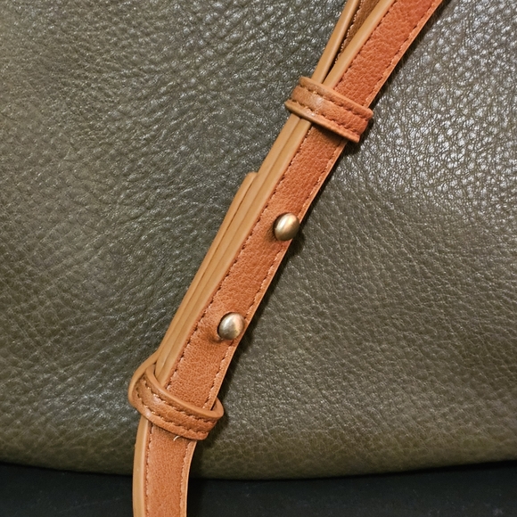 Bree Crossbody Bag by Antik Kraft (Olive color) - Picture 3 of 6